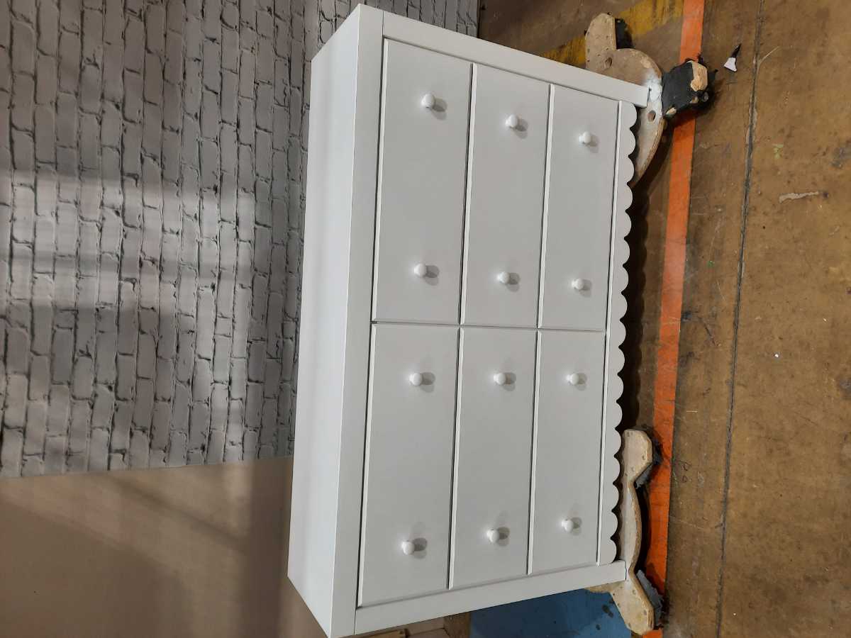 Mollviney Dresser - Gallery Image 8