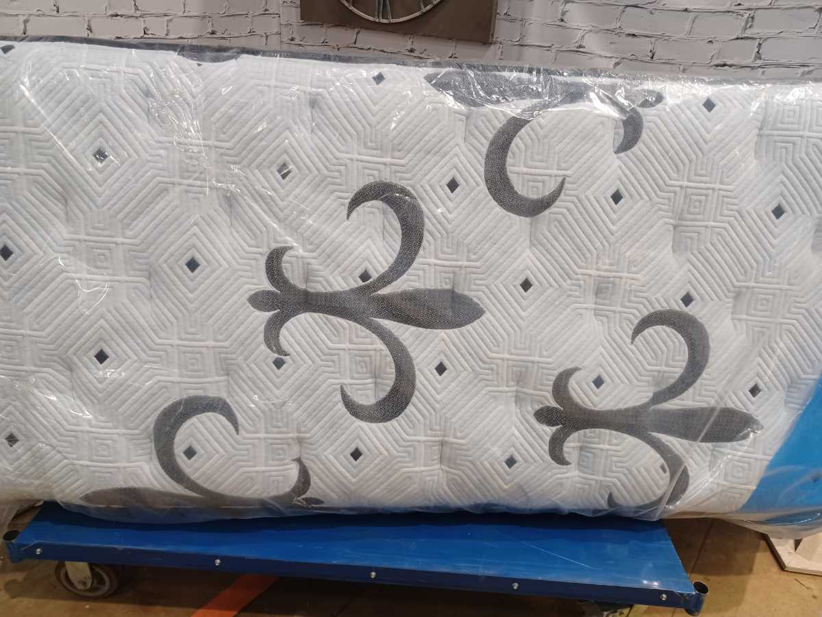 Stearns & Foster® Estate Pillow Top Lyanna 15 inch Mattress - Twin XL - Gallery Image 10