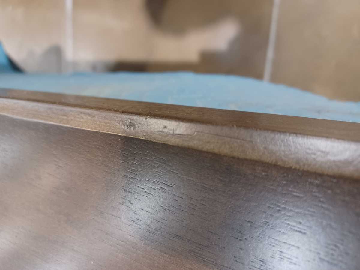 Arkenton-Exclusive Dining Table - Gallery Image 10