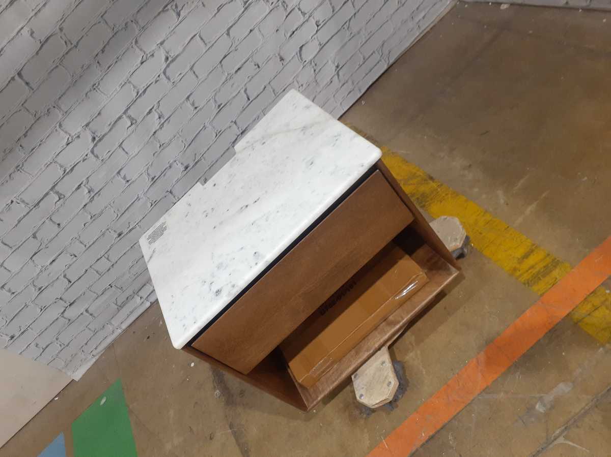 Isanti-Exclusive Nightstand - Gallery Image 12