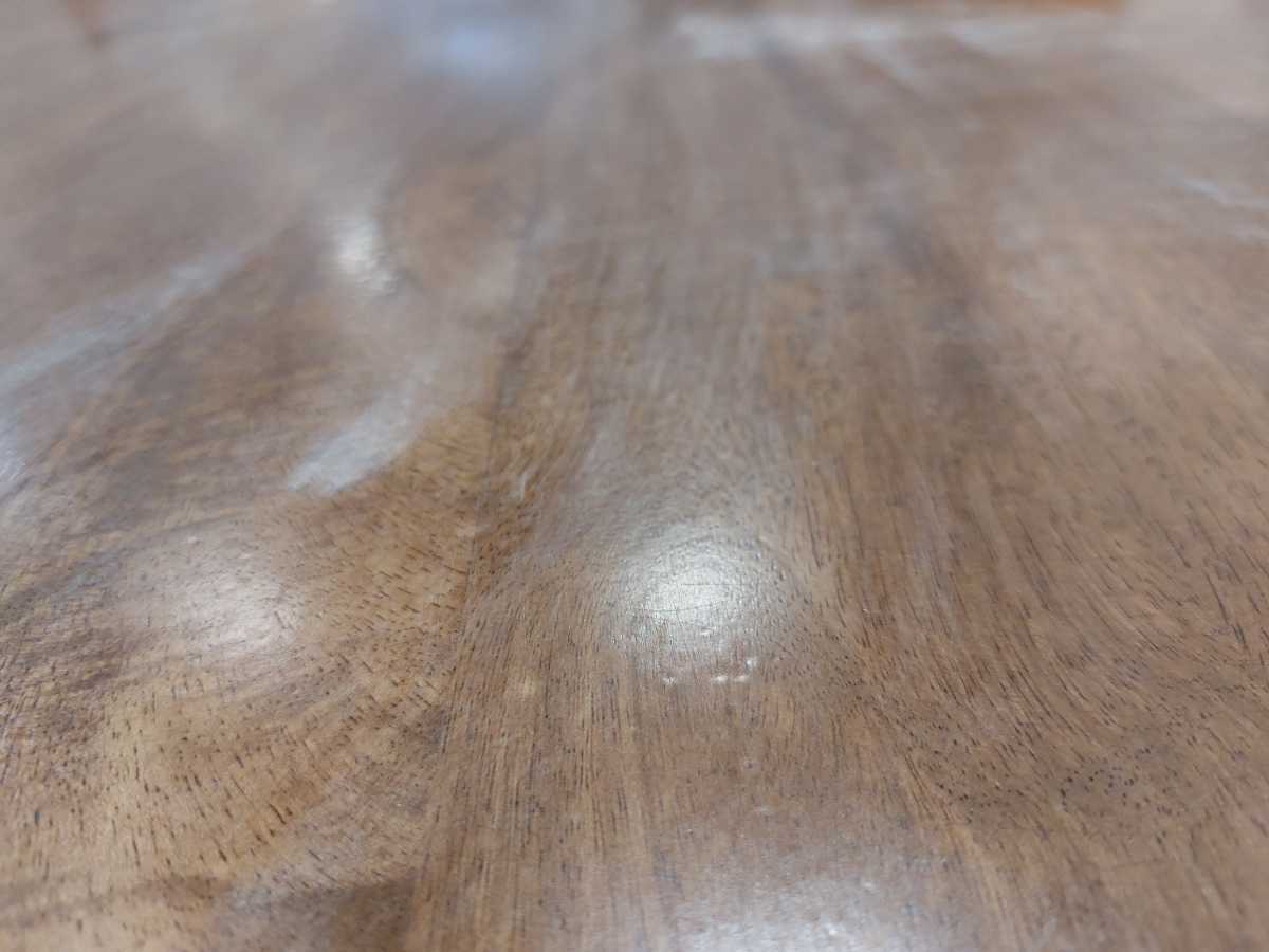 Isanti-Exclusive Dining Table - Gallery Image 9