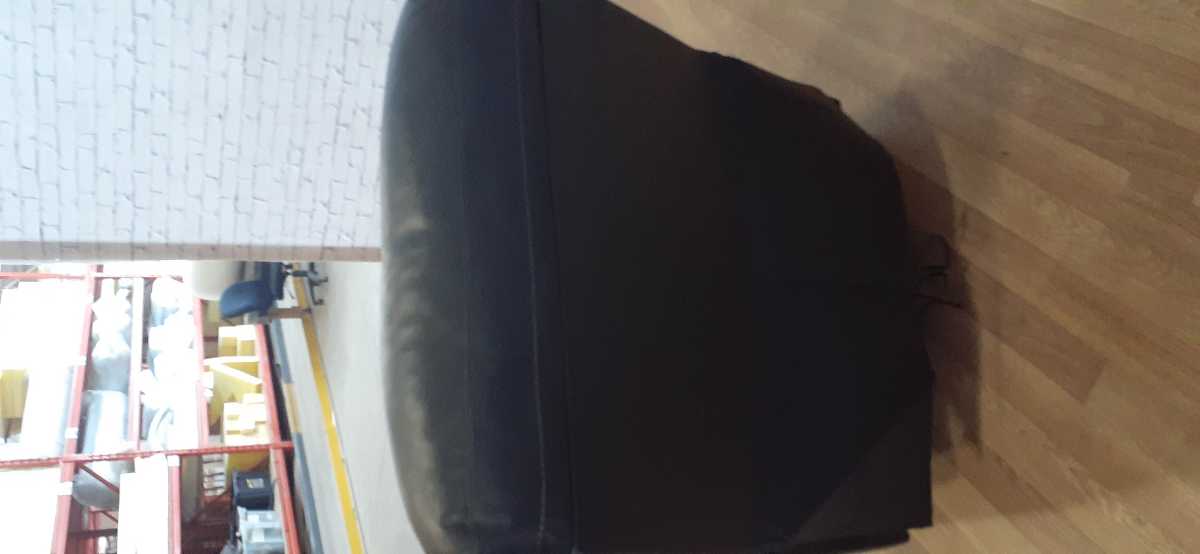 Leesworth Power Recliner - Gallery Image 4
