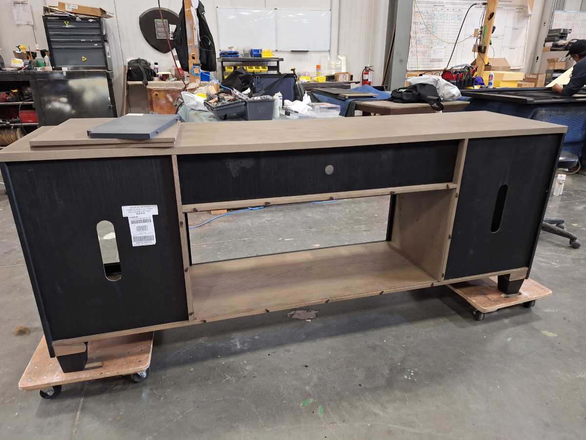 Foyland TV Stand - Gallery Image 7