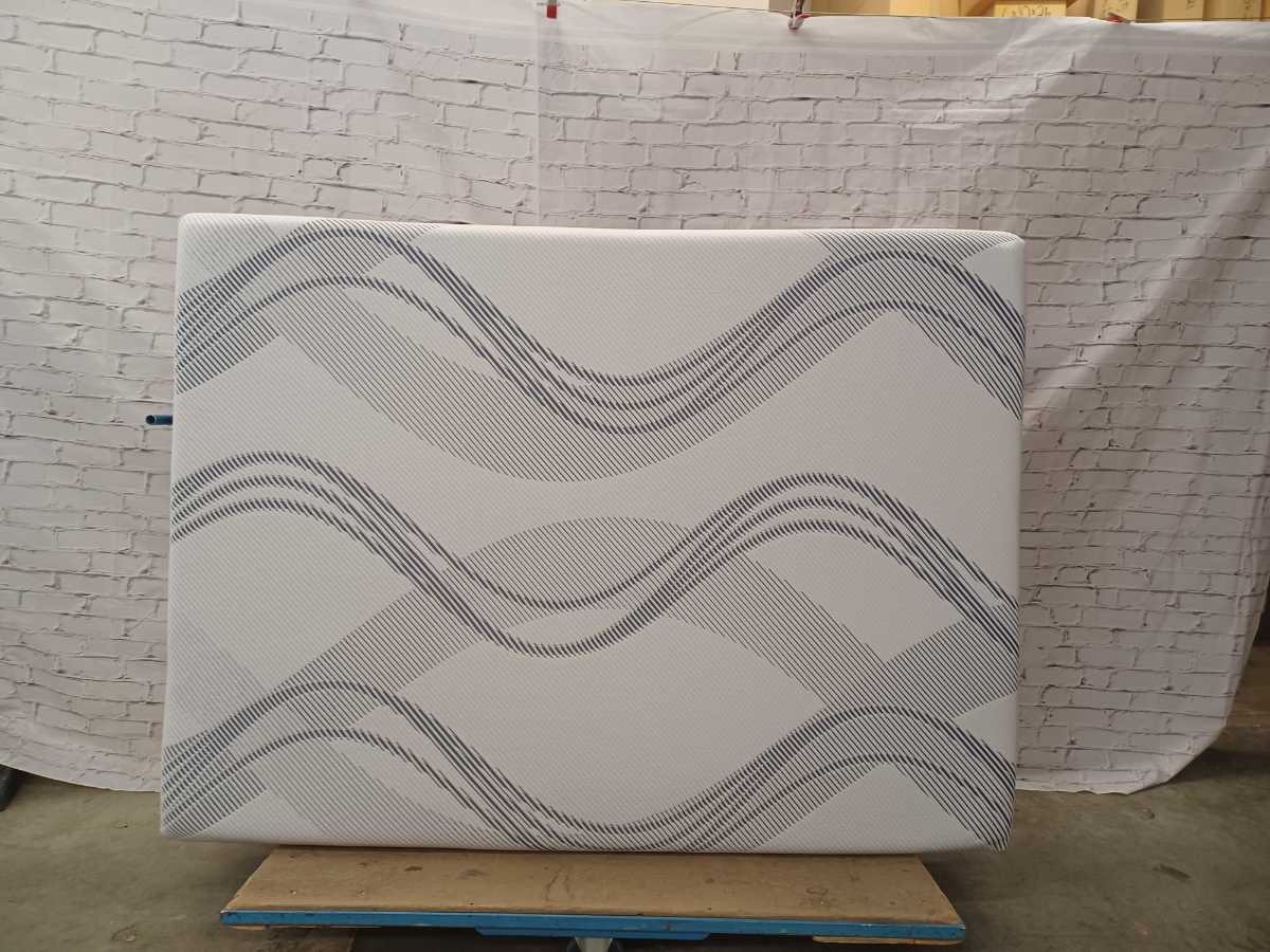 Tempur-Pedic ProSense Medium Hybrid 12 Inch Mattress - Queen - Gallery Image 2
