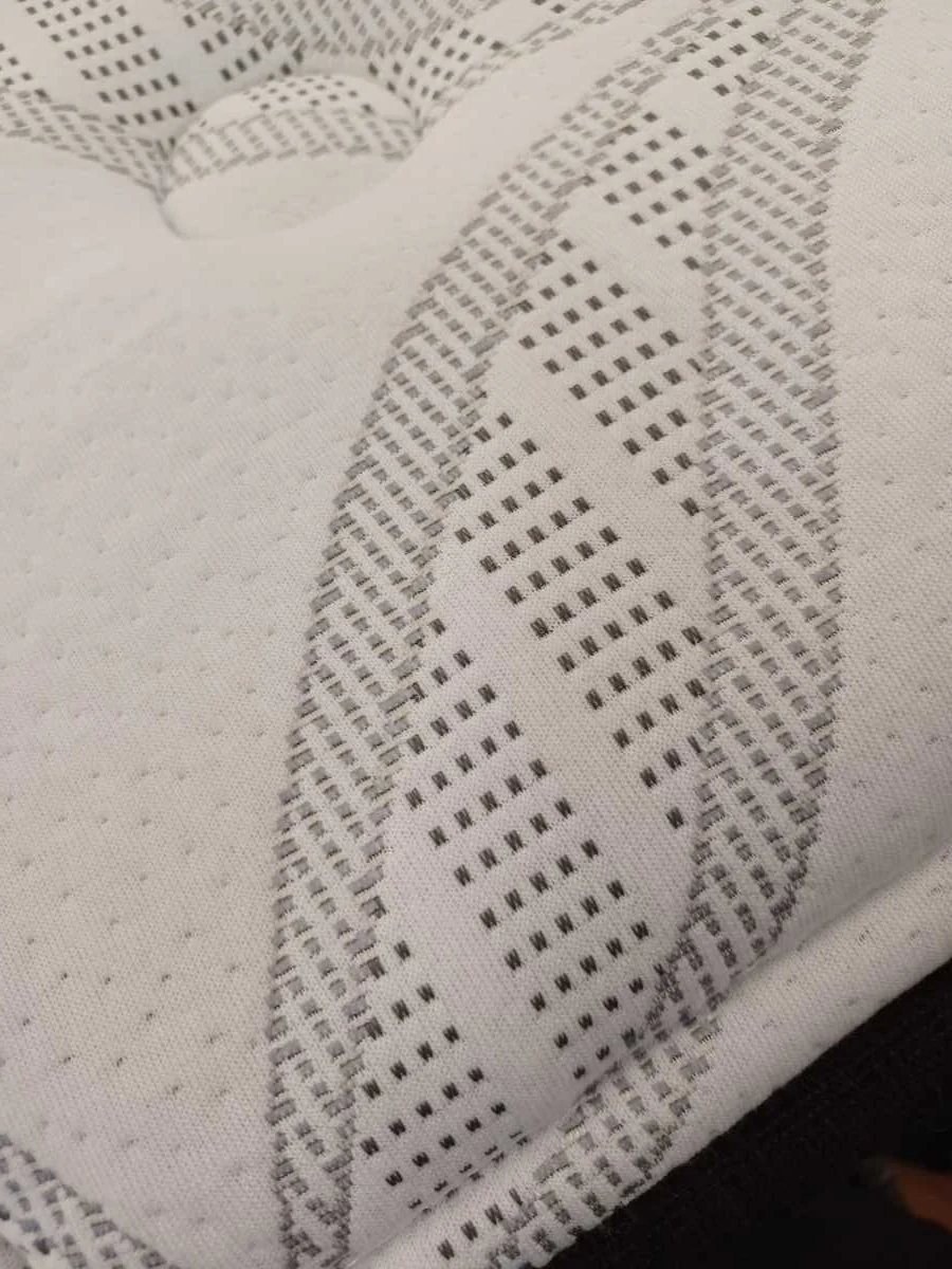 Ashley Sleep Essentials 8 Inch Hybrid - Full - Gallery Image 8