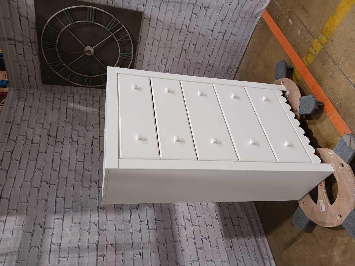 Mollviney Chest - Gallery Image 7