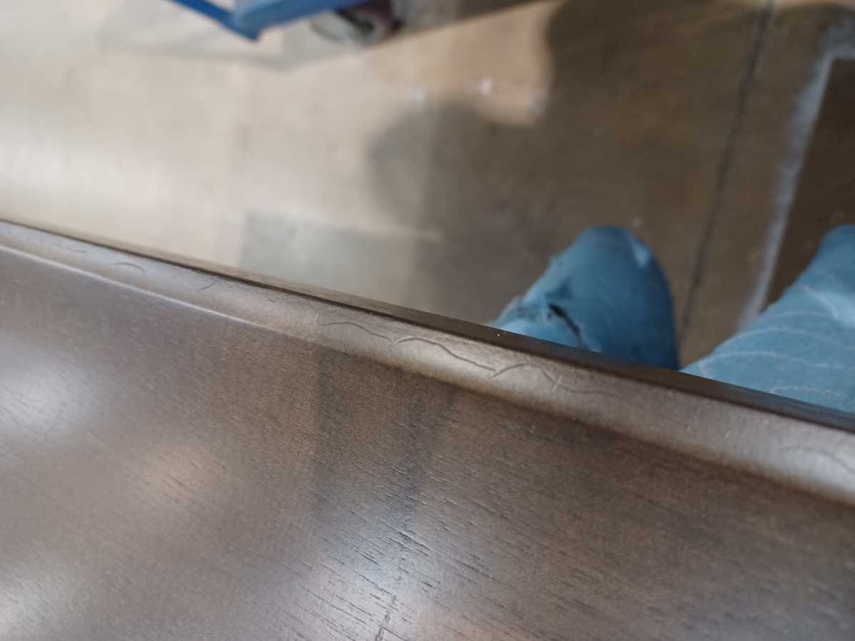 Arkenton-Exclusive Dining Table - Gallery Image 13