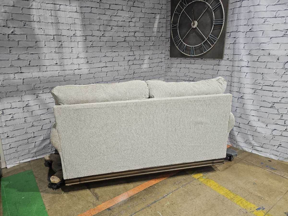Harleson Loveseat - Gallery Image 18