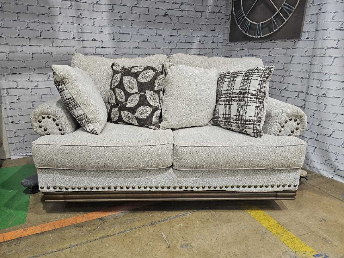 Harleson Loveseat - Gallery Image 20