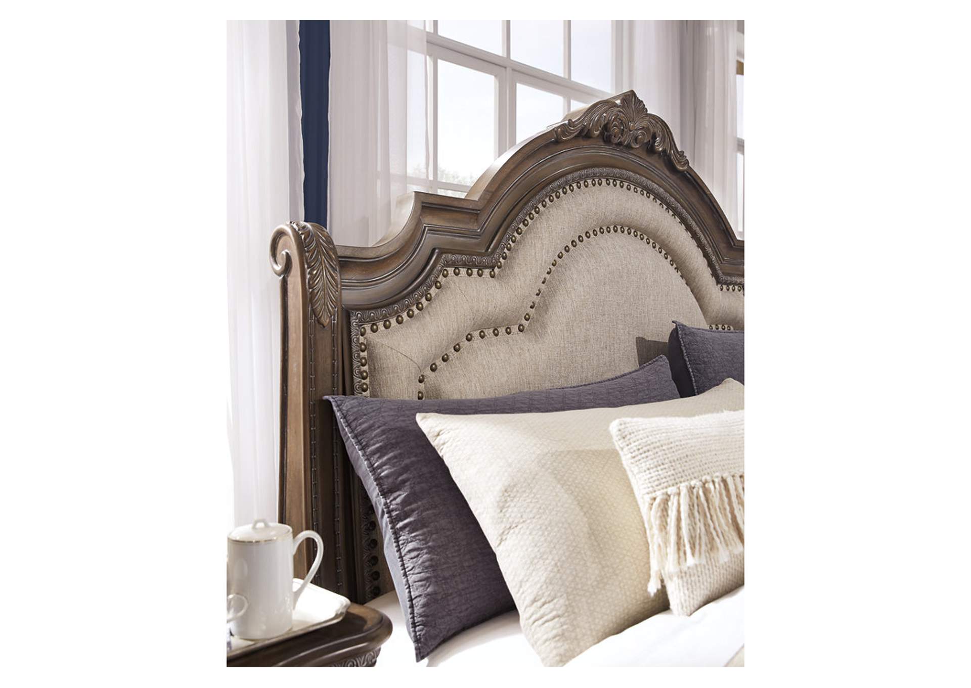 Charmond Queen Upholstered Sleigh Bed - Gallery Image 2