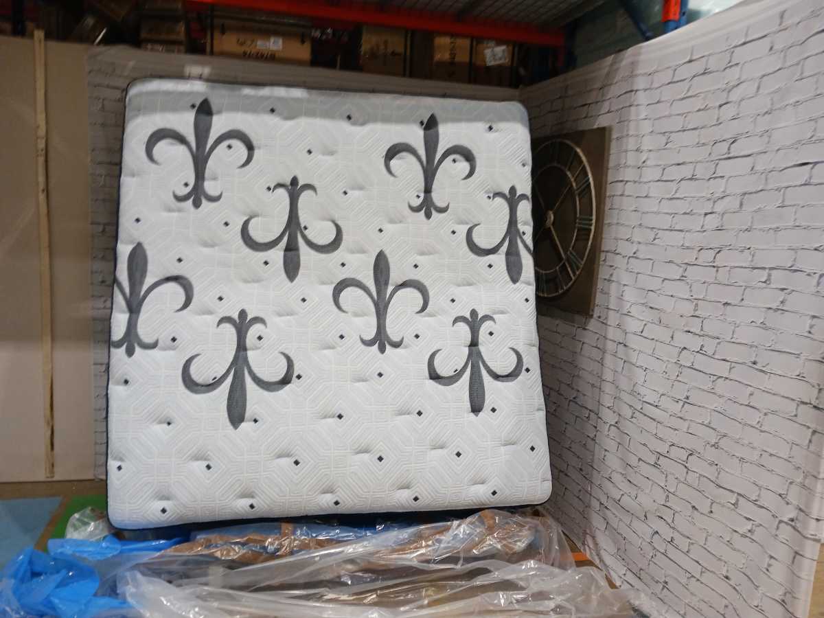 Stearns & Foster® Estate EuroTop Arya 16 inch Mattress - King/Plush - Gallery Image 2