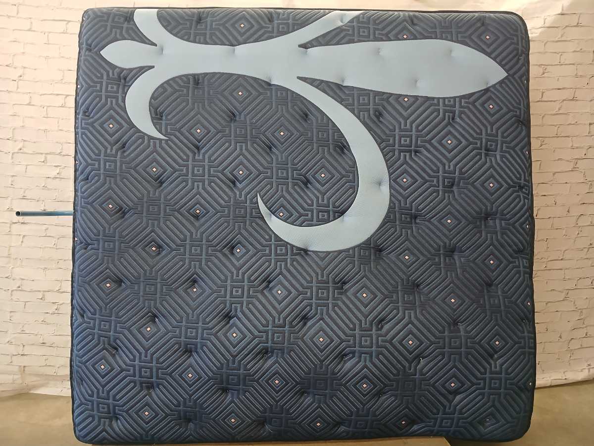 Stearns & Foster® Lux Estate EuroTop Zara 16.25 inch Mattress - King - Gallery Image 2