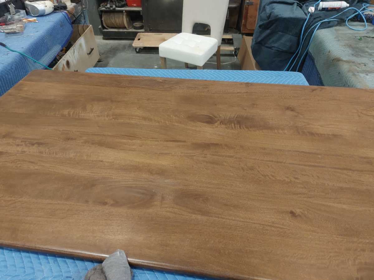 Isanti-Exclusive Dining Table - Gallery Image 8