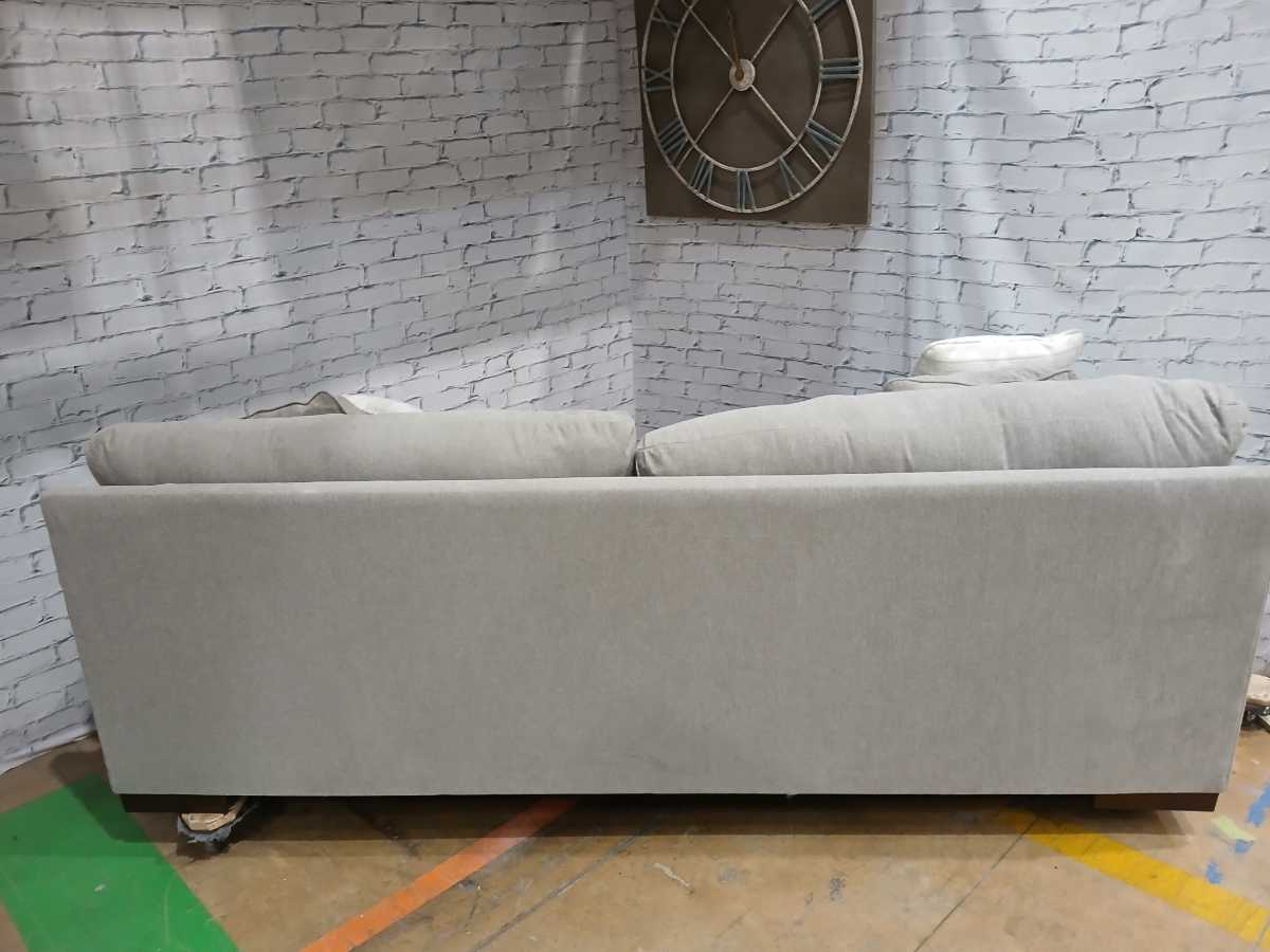 Maggie Sofa - Flax - Gallery Image 12