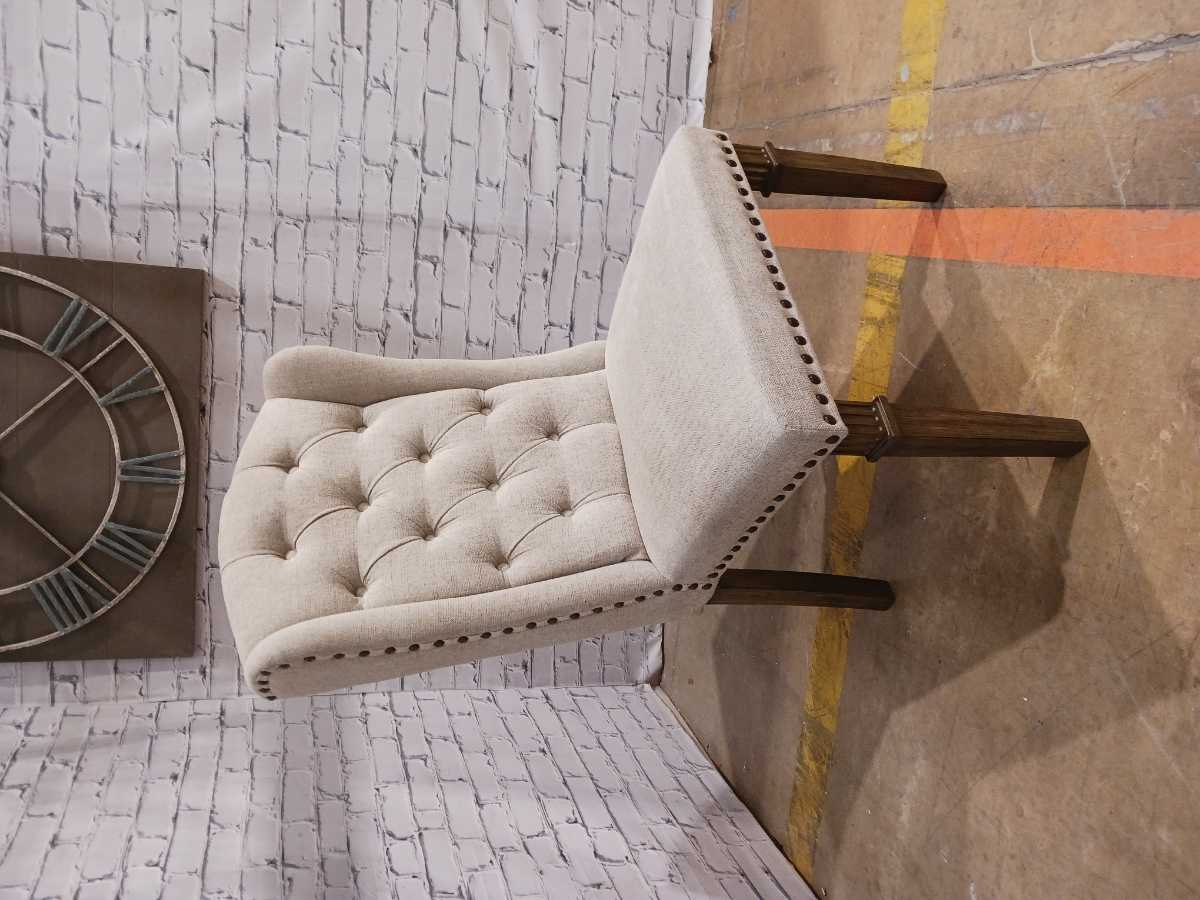 Markenburg Side Chair - Gallery Image 6