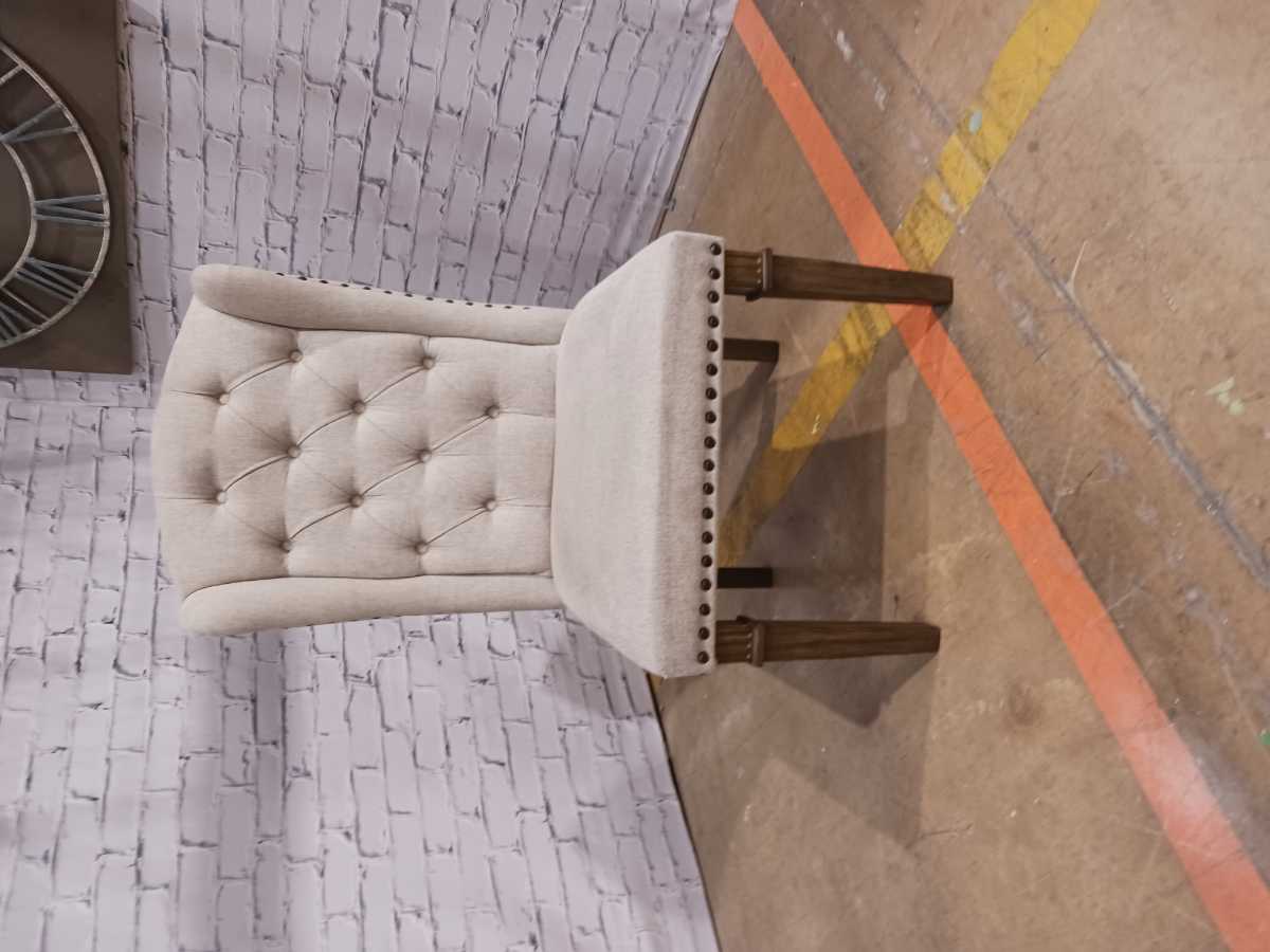 Markenburg Side Chair - Gallery Image 7