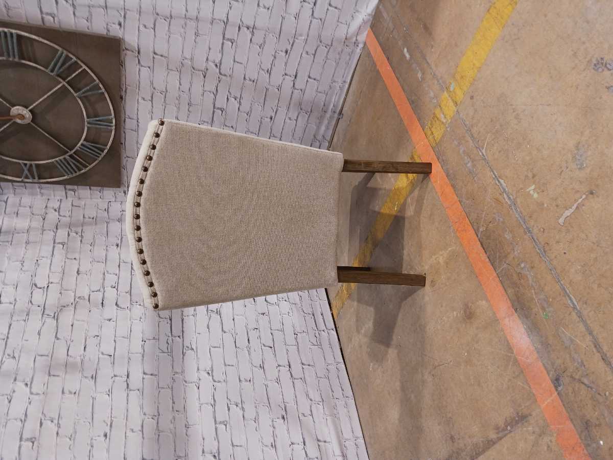 Markenburg Side Chair - Gallery Image 8