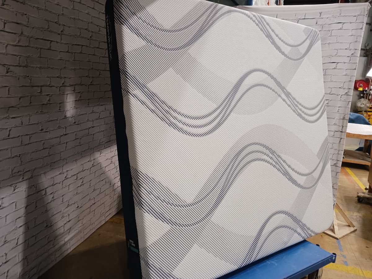 Tempur-Pedic ProSense Medium 12 Inch Mattress - King - Gallery Image 6