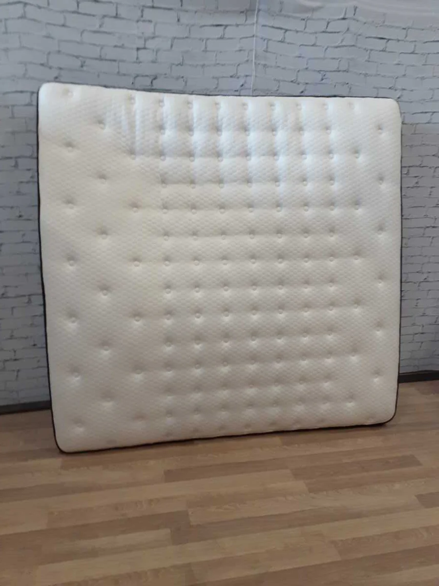 Sealy Posturepedic® Away Limited Edition Tight Top Innerspring 12 inch Mattress - King - Gallery Image 2