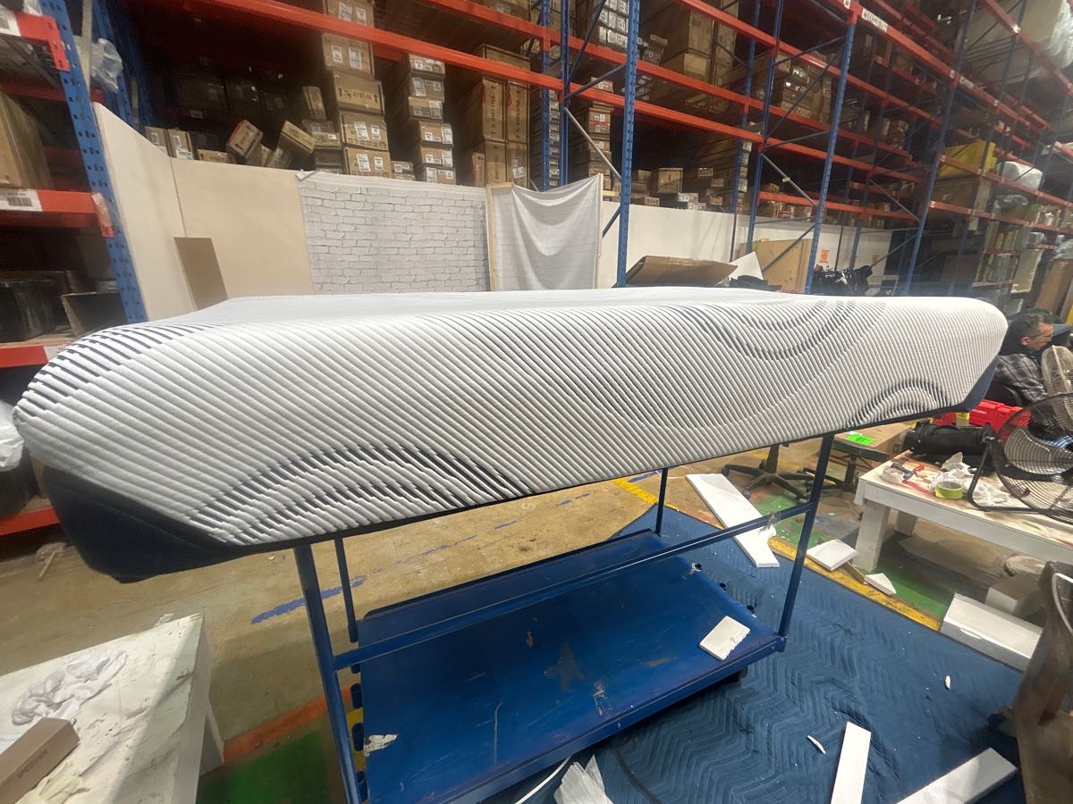 Tempur-Pedic ProSense Medium Hybrid 12 Inch Mattress - Twin XL - Gallery Image 3